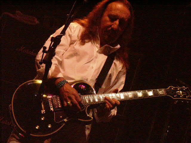 Uriah Heep - London - 2004 - Mick Box